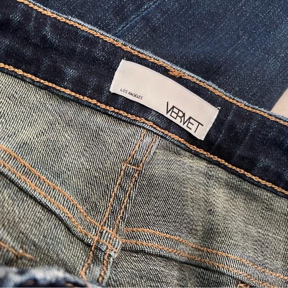 Nearly new Vervet jeans size 24. My daughter only wore them about 3 times ! - Picture 6 of 8